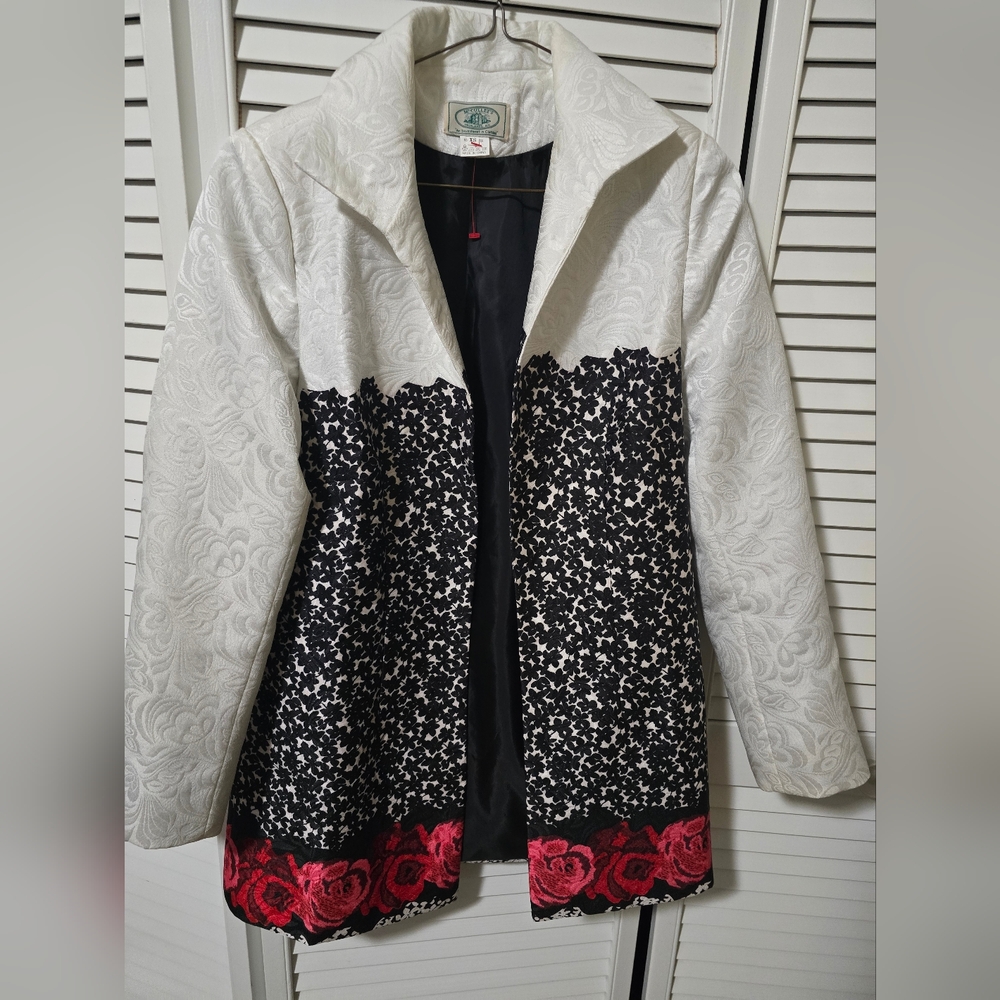 Vintage McCulley's From Highlands, NC Jacket. Fits Like A Small
